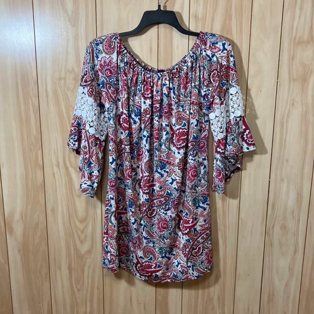 Lildy Floral Paisley Off the Shoulder Lace Pinwheel Sleeve Tunic 2XL-3XL